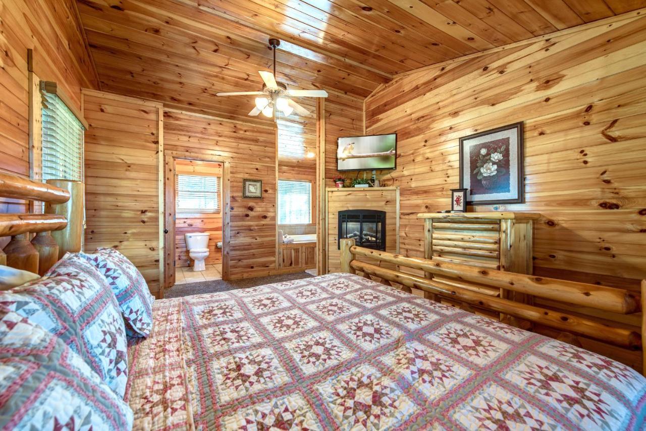 Hemlock Manor Βίλα Gatlinburg Εξωτερικό φωτογραφία